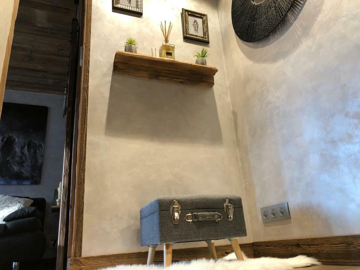 莱苏什Le Nid D'Aigle公寓 外观 照片